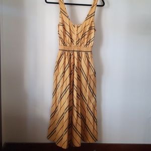 Sleeveless midi dress